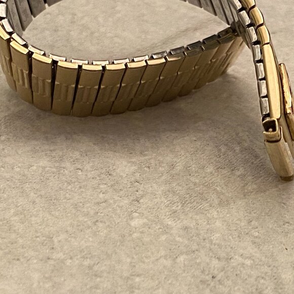 Speidel Twist O-Flex Expansion Watchband 18mm Personal'd 3 Natural Ruby 0.07 NEW - Picture 6 of 9